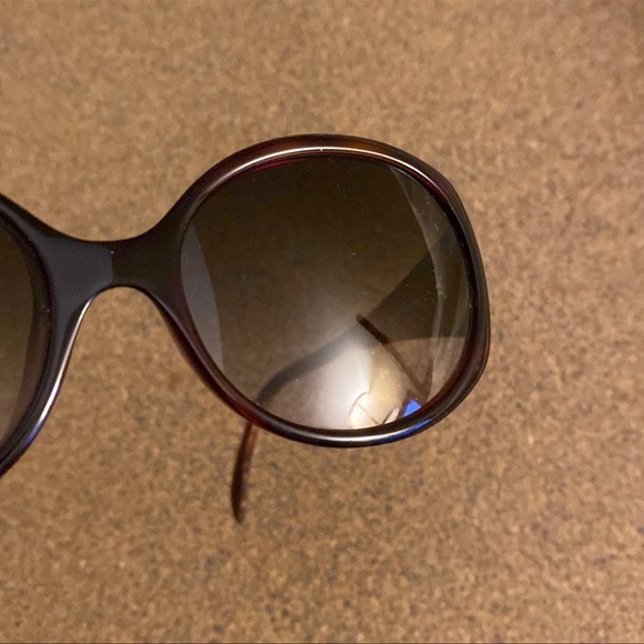 AUTHENTIC Discontinued Fendi Sunglasses - Picture 5 of 12